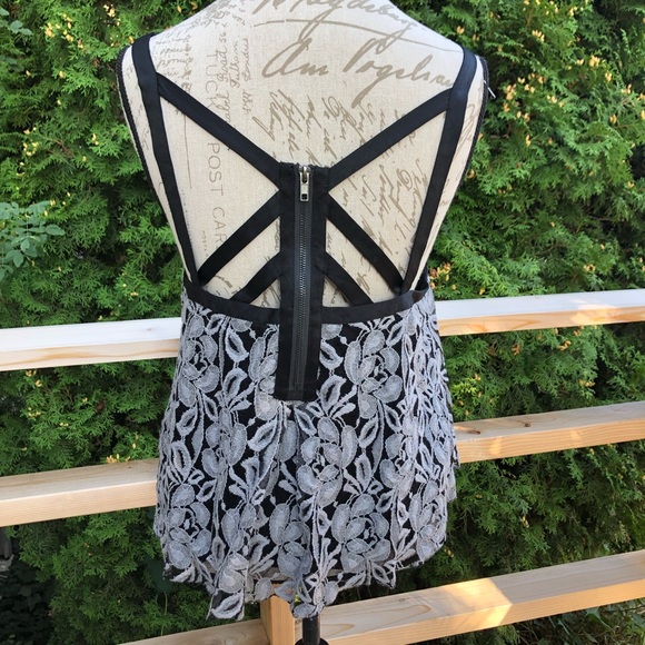 Free People Tops - Free People Strappy Lace Swing Crop Tank Top